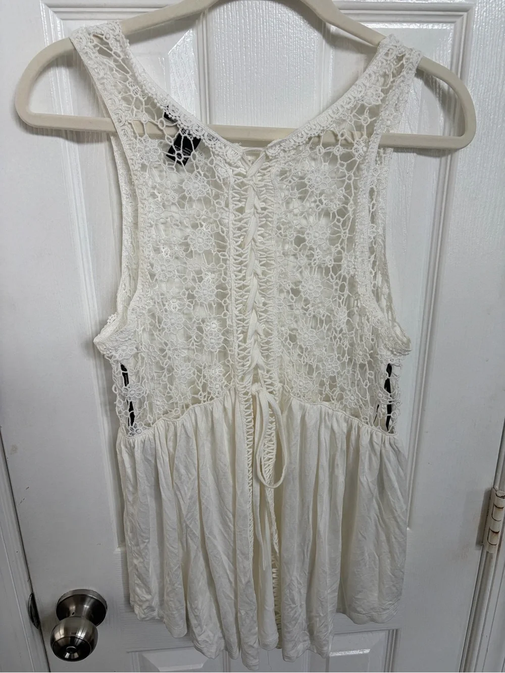 Forever 21 Cream Crochet Lace Tank